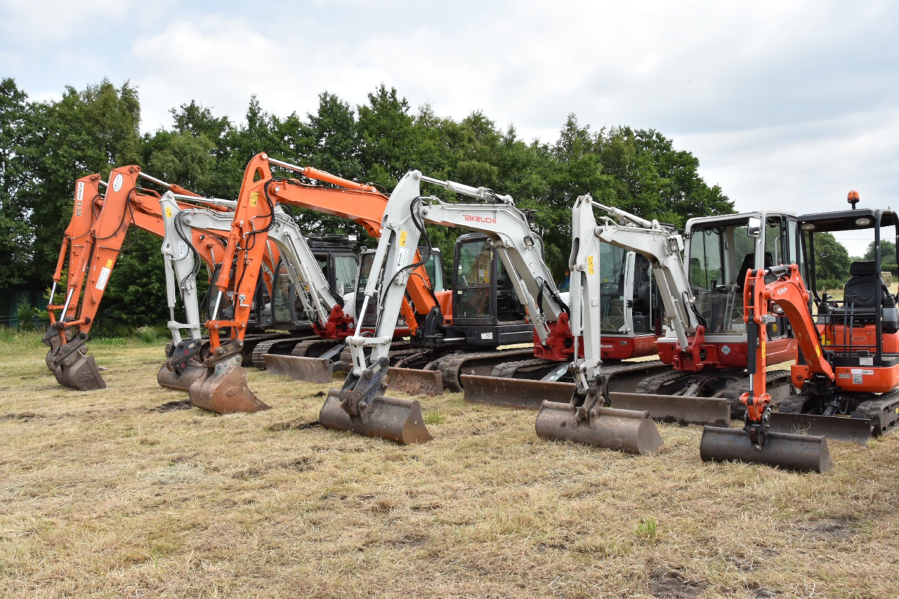 Plant Hire Machinery A Plant Hire Liverpool Merseyside